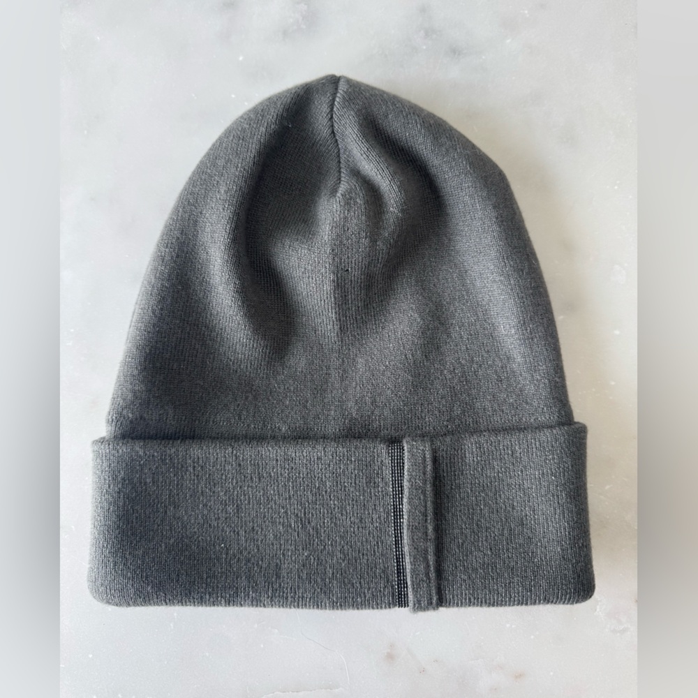 Brunello Cucinelli Light Green Gray Cashmere Knit hat